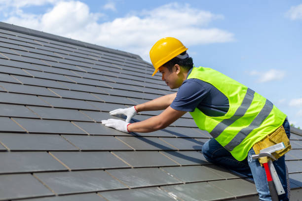 Best Roof Maintenance Services  in Centralia, IL